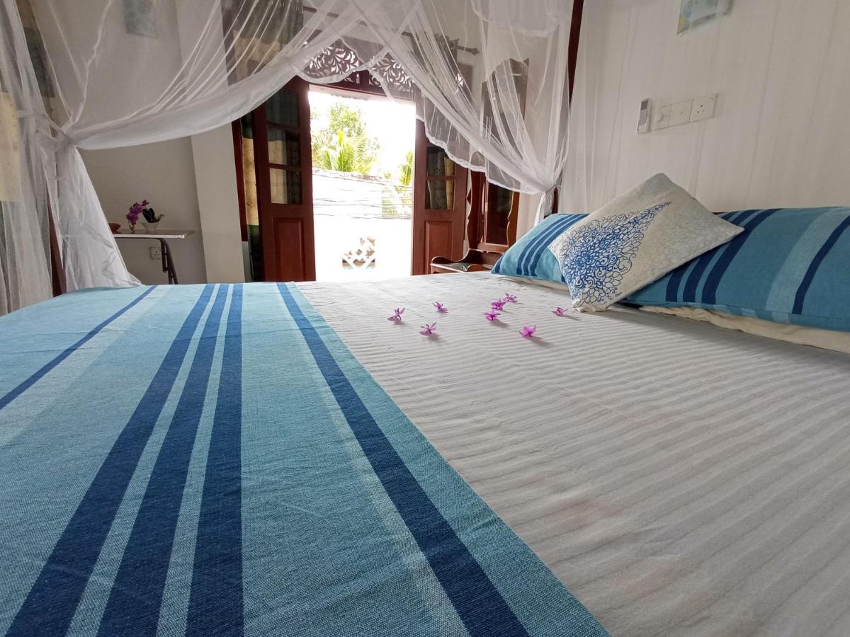 Bluebell Guest House Unawatuna Extérieur photo