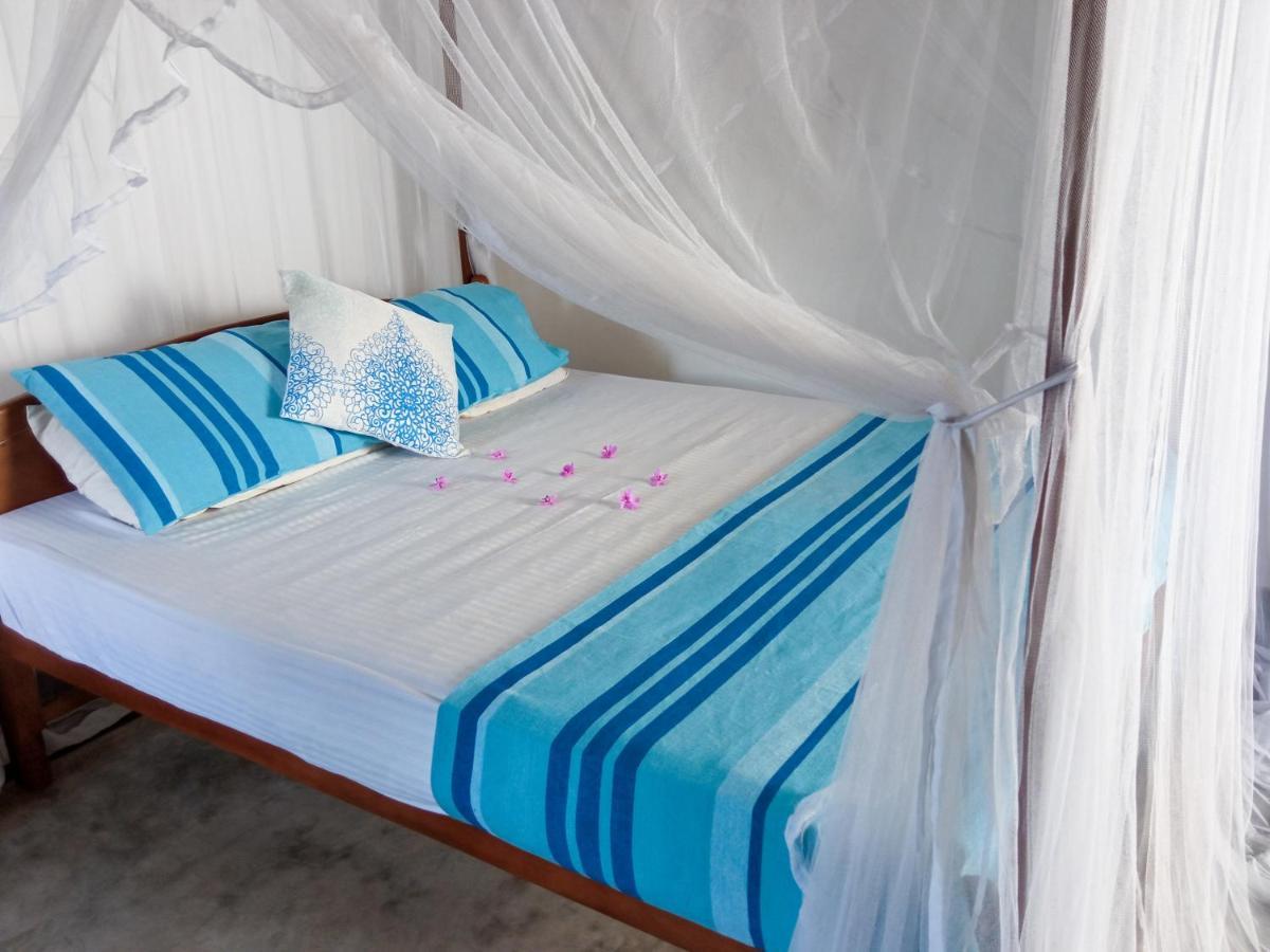 Bluebell Guest House Unawatuna Extérieur photo