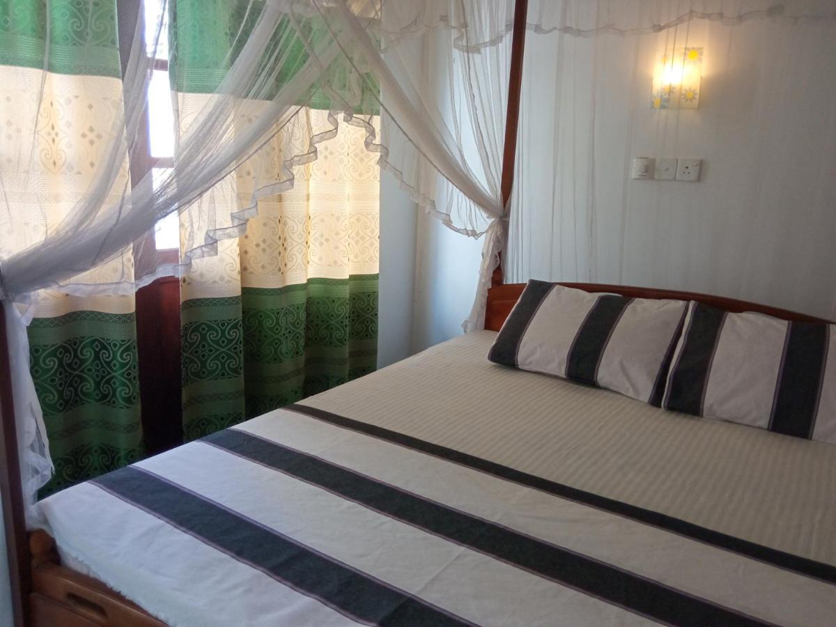 Bluebell Guest House Unawatuna Extérieur photo
