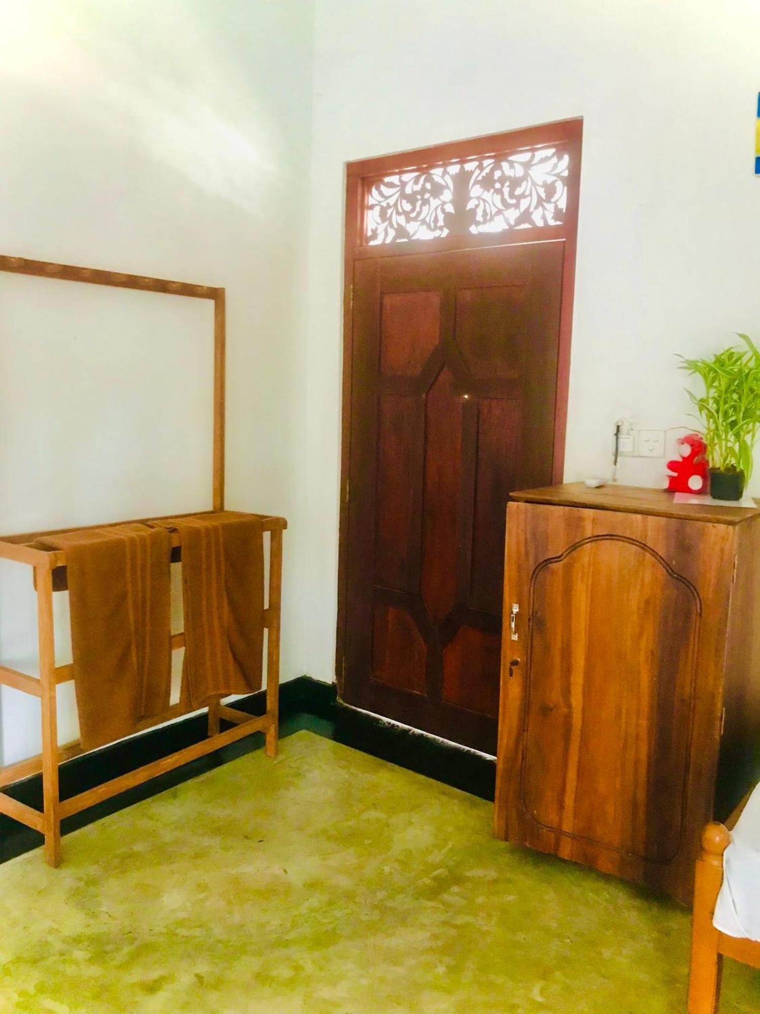 Bluebell Guest House Unawatuna Extérieur photo